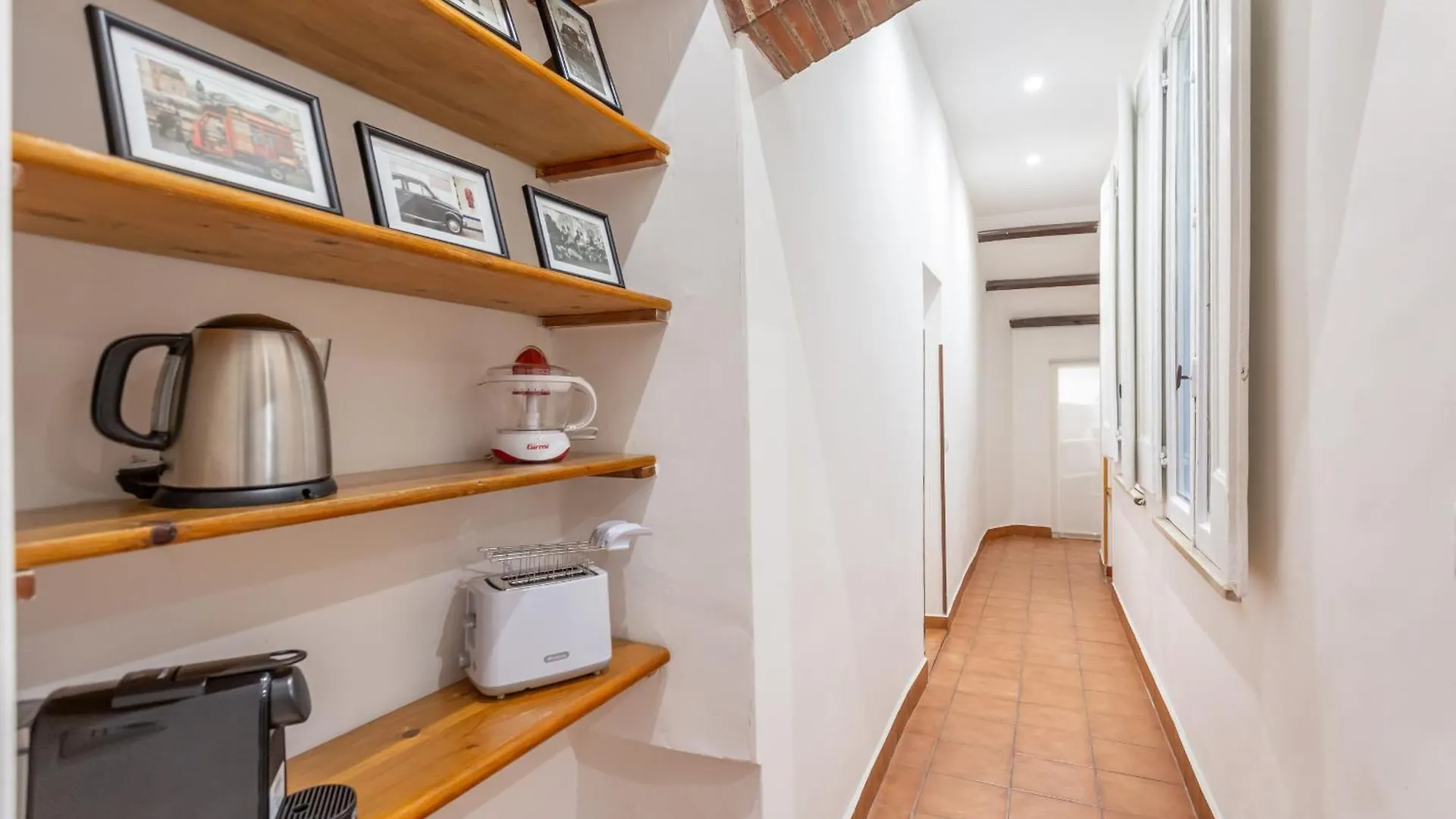 2 Bdr Navona Quintessential Charm Apartment Rome